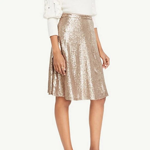 Nwot Ann Taylor Petite Gold Sequin Flare Skirt Sz 4P Festive Style - Picture 1 of 6